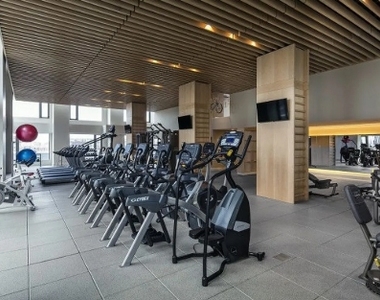 10 City Point - Photo Thumbnail 6