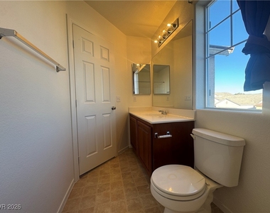 1703 Paradise Reef Avenue - Photo Thumbnail 27
