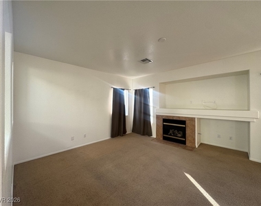 1703 Paradise Reef Avenue - Photo Thumbnail 7