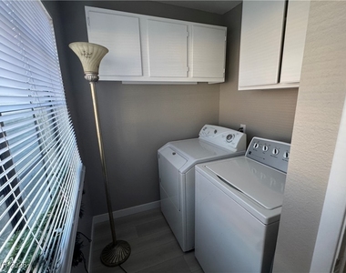 7447 Palermo Avenue - Photo Thumbnail 18