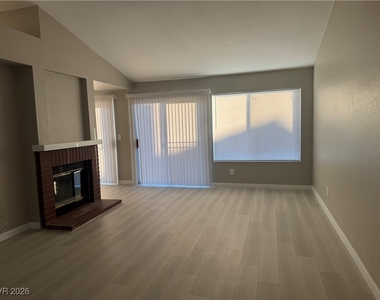 7447 Palermo Avenue - Photo Thumbnail 3