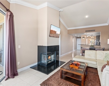 210 E Flamingo Road - Photo Thumbnail 8