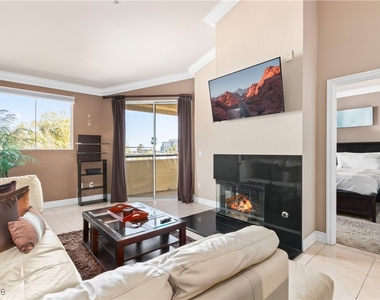 210 E Flamingo Road - Photo Thumbnail 6