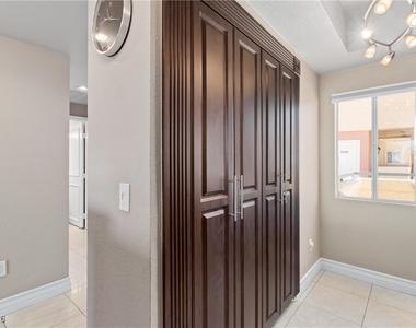 210 E Flamingo Road - Photo Thumbnail 10