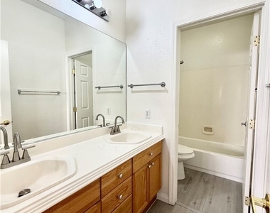 3889 Palm Island Court - Photo Thumbnail 22