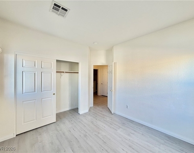 3889 Palm Island Court - Photo Thumbnail 27
