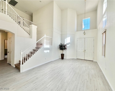 3889 Palm Island Court - Photo Thumbnail 3