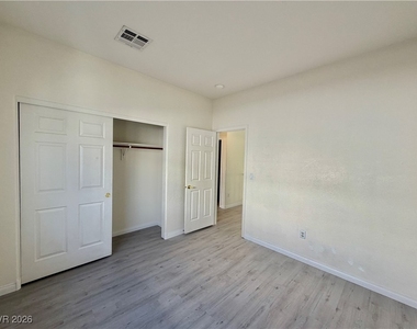 3889 Palm Island Court - Photo Thumbnail 21