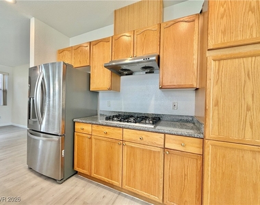 3889 Palm Island Court - Photo Thumbnail 7