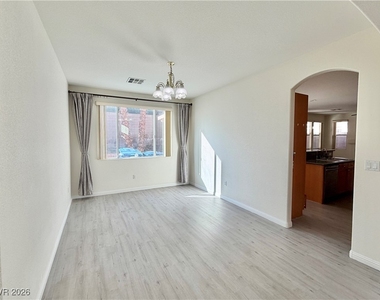 3889 Palm Island Court - Photo Thumbnail 2