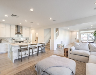 5404 Avent Ferry Street - Photo Thumbnail 6