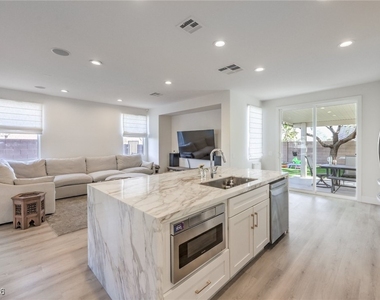 5404 Avent Ferry Street - Photo Thumbnail 10