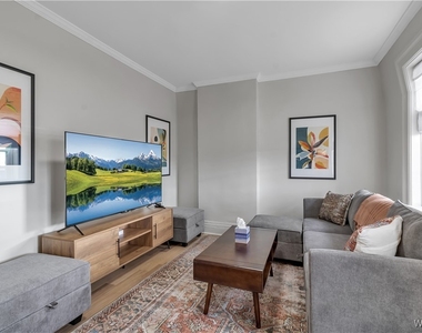 617 Niagara Street - Photo Thumbnail 1