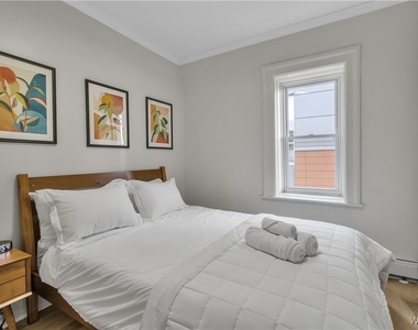617 Niagara Street - Photo Thumbnail 2
