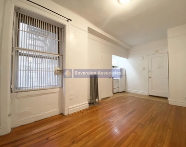 936 West End Avenue - Photo Thumbnail 1