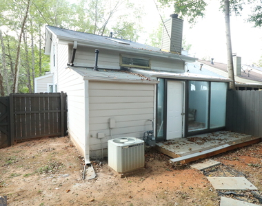 933 Ohara Drive - Photo Thumbnail 27
