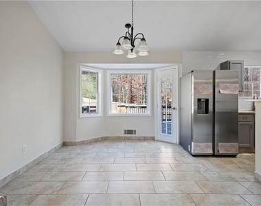 3323 Old Oaks Road - Photo Thumbnail 3