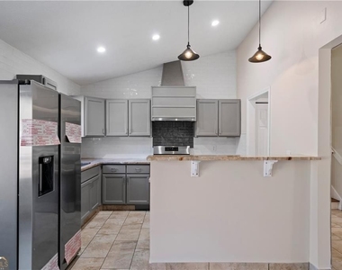 3323 Old Oaks Road - Photo Thumbnail 7