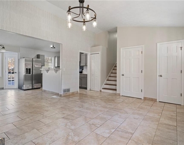 3323 Old Oaks Road - Photo Thumbnail 6