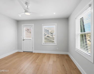 75 Grand Central Avenue - Photo Thumbnail 16