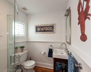 21 Surf Avenue - Photo Thumbnail 9