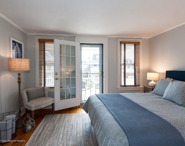 21 Surf Avenue - Photo Thumbnail 14
