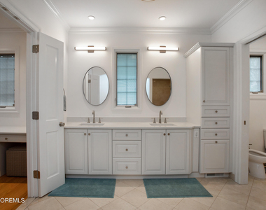 38 Vroom Avenue - Photo Thumbnail 7