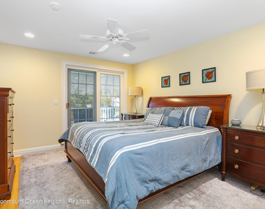 38 Vroom Avenue - Photo Thumbnail 10