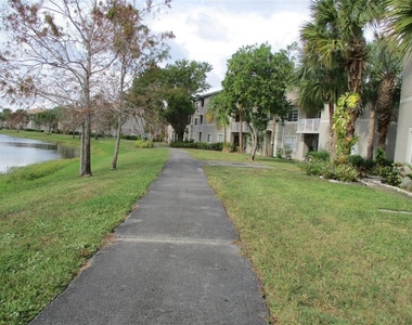 5045 Wiles Road - Photo Thumbnail 21