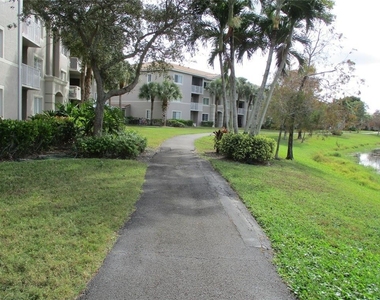 5045 Wiles Road - Photo Thumbnail 22