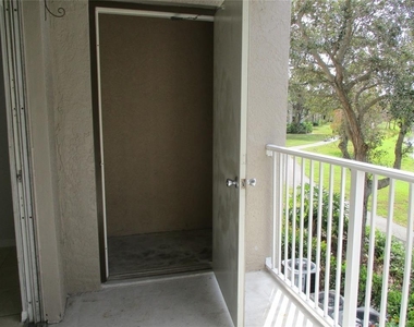 5045 Wiles Road - Photo Thumbnail 18