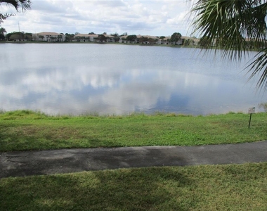5045 Wiles Road - Photo Thumbnail 20