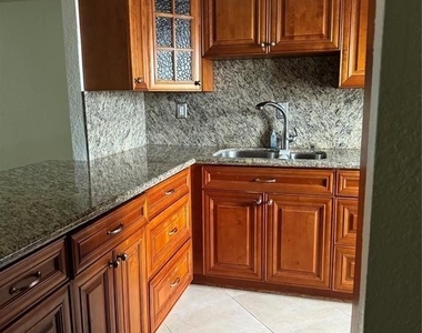 1301 E Hillsboro Boulevard - Photo Thumbnail 5