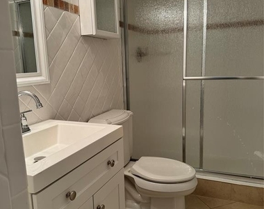 1301 E Hillsboro Boulevard - Photo Thumbnail 10