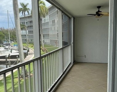 1301 E Hillsboro Boulevard - Photo Thumbnail 13
