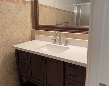 1301 E Hillsboro Boulevard - Photo Thumbnail 6