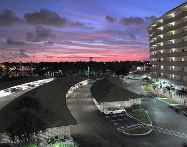 1301 E Hillsboro Boulevard - Photo Thumbnail 20