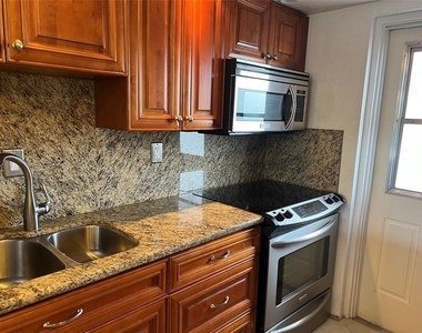 1301 E Hillsboro Boulevard - Photo Thumbnail 3