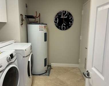 3100 N Ocean Boulevard - Photo Thumbnail 11