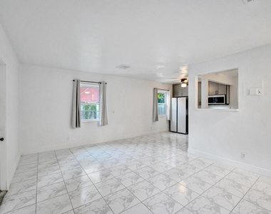 1836 Sw 9th Avenue - Photo Thumbnail 8