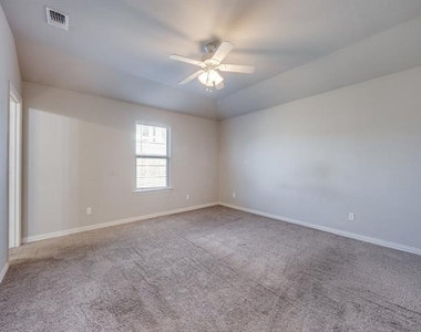 3715 Brookstone Drive - Photo Thumbnail 12