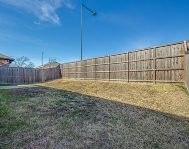 3715 Brookstone Drive - Photo Thumbnail 22