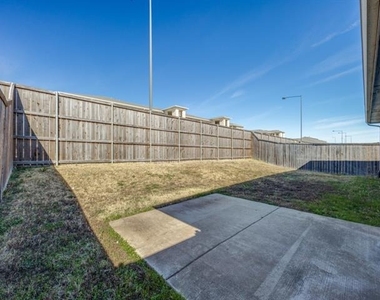 3715 Brookstone Drive - Photo Thumbnail 21