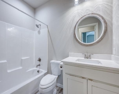 3715 Brookstone Drive - Photo Thumbnail 20