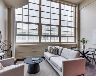 2600 W 7th Street - Photo Thumbnail 3