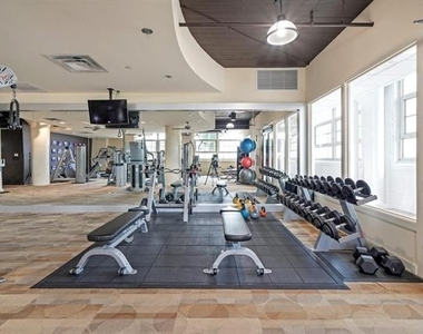 2600 W 7th Street - Photo Thumbnail 22