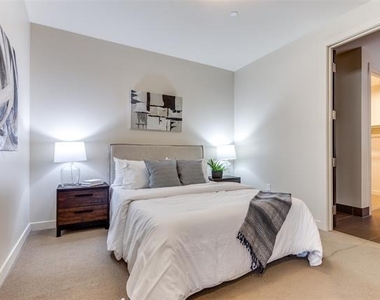 2600 W 7th Street - Photo Thumbnail 5