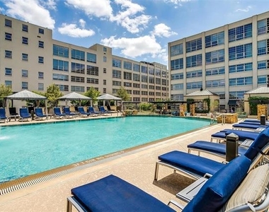 2600 W 7th Street - Photo Thumbnail 13