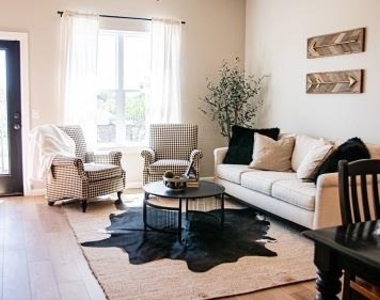 222 Mccullough Street - Photo Thumbnail 23