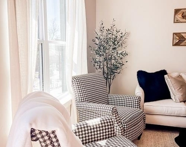 222 Mccullough Street - Photo Thumbnail 22